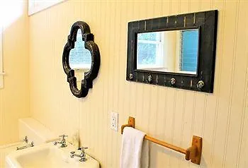 Pahala Plantation Cottages Hotel